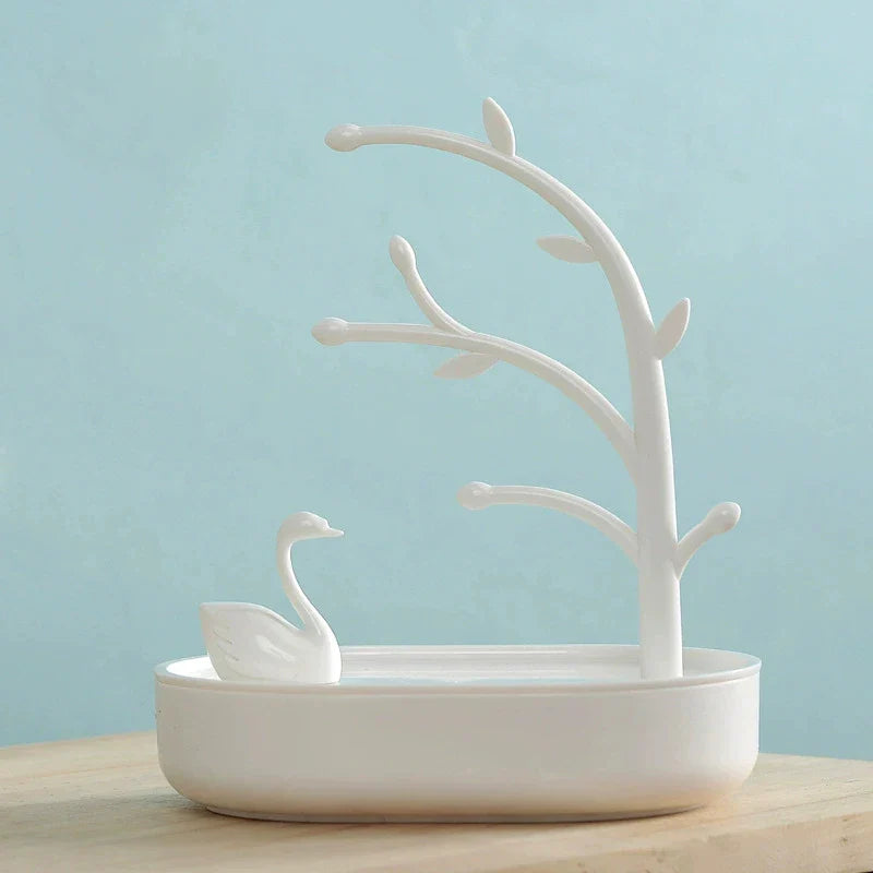 Arbre À Bijoux Avec Cygne