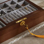 Boîte À Bijoux Ancienne En Bois Foncé Fermeture À Clé